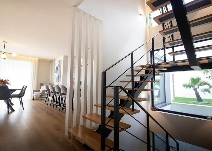 빌라 With Pool - Sol Poente 빌라 베르데