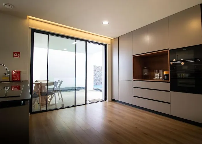 With Pool - Sol Poente Villa *